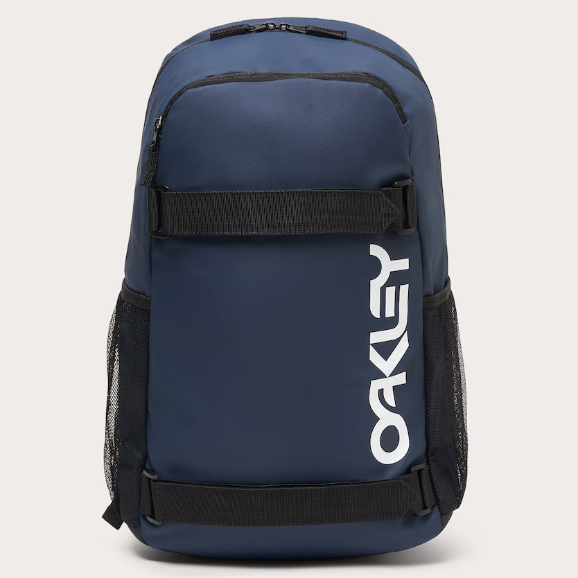 Oakleyn Freshman Skate Backpack - Abyss/White