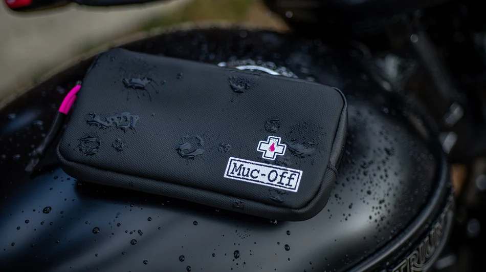 Muc-Off Rainproof Essentials Case Black